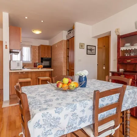 Apartment Bruno